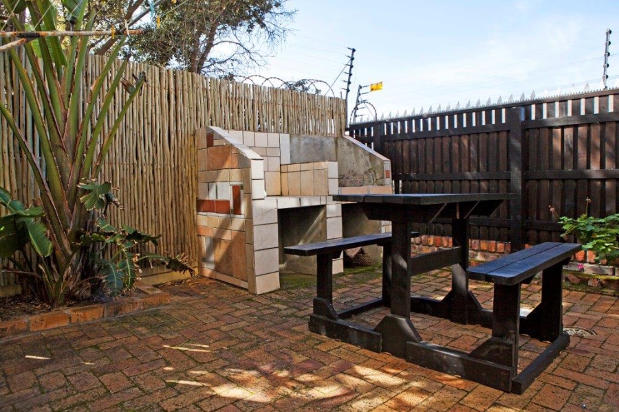 8 Bedroom Property for Sale in Fish Hoek Western Cape